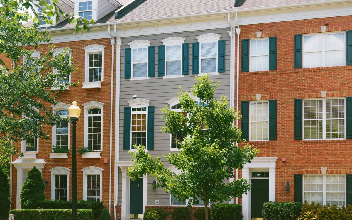 How to Find a Safe Neighbourhood?