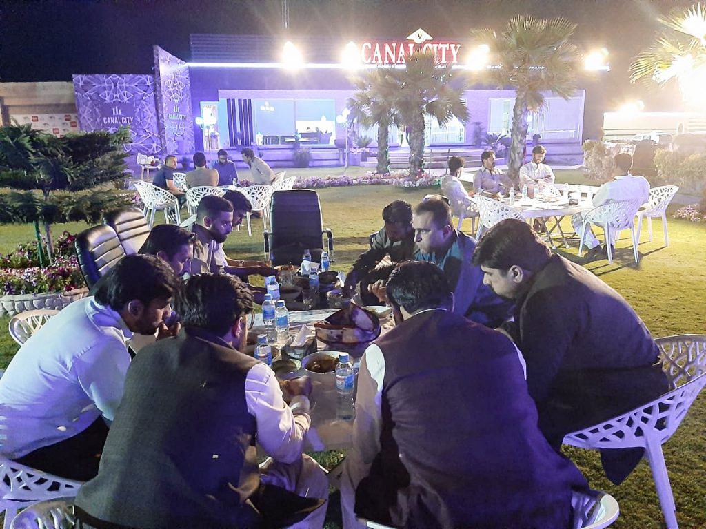 Graana.com Team along with CEO Canal City Mr. Kaleem Ullah Gilani