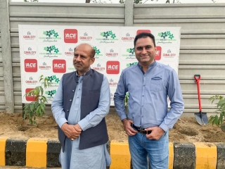 Mr. Kaleem Ullah Gilani along with Participant of Tree Plantation Campaign